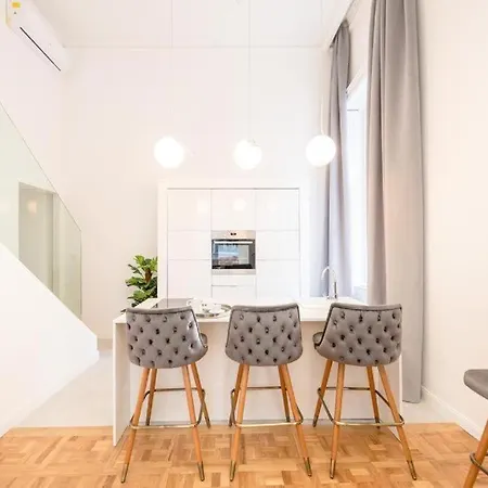 Andrassy With Free Parking 公寓