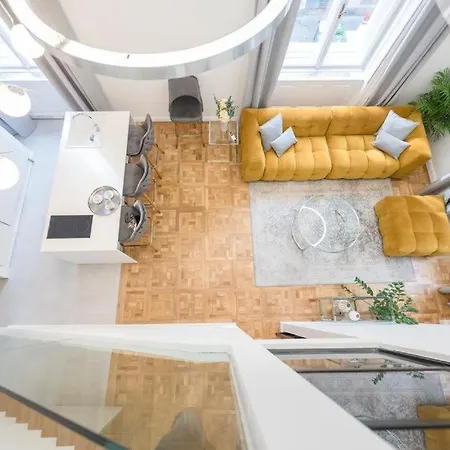 Andrassy With Free Parking *