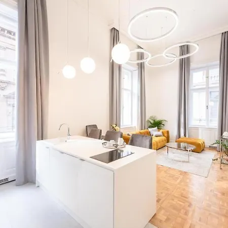 Andrassy With Free Parking Daire *
