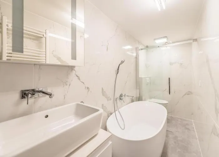Apartament Andrassy With Free Parking