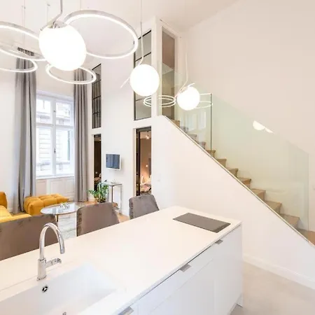 Andrassy With Free Parking Appartement *
