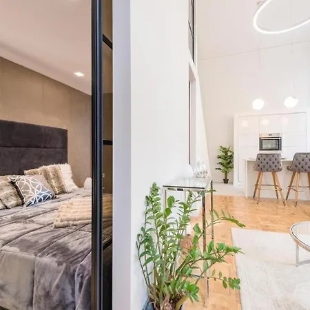 Andrassy With Free Parking Apartman *